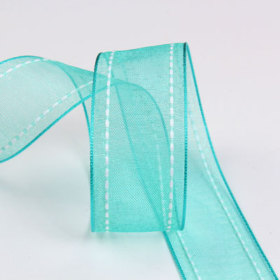 25 mm de couleur 38 mm de bord cousu Ruban d'organes en polyester pour emballage cadeau fleur