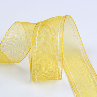 25 mm de couleur 38 mm de bord cousu Ruban d'organes en polyester pour emballage cadeau fleur