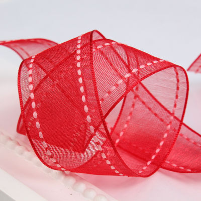 25 mm de couleur 38 mm de bord cousu Ruban d'organes en polyester pour emballage cadeau fleur