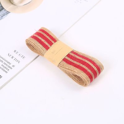Des rouleaux de ruban de jute 100% rayés colorés pour la décoration