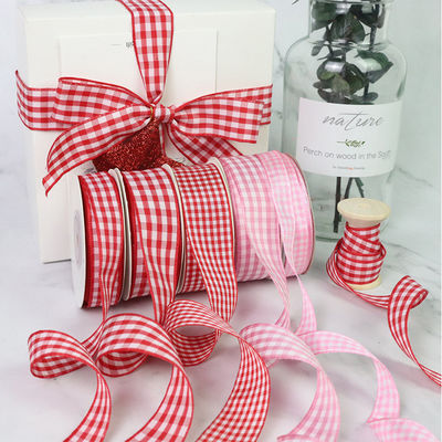 Ruban en treillis en polyester pour la fabrication d'arcs et l'emballage de cadeaux