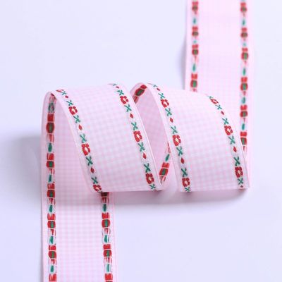 7 mm-38 mm ruban broderie bleue ISO9001 ruban broderie florale