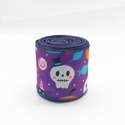 C'est un dessin animé mignon, le ruban câblé d'Halloween.