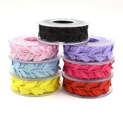 Ruban de feuille de polyester ruban de poly rouge à ultrasons pour la décoration de mariage