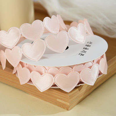 1.5cm*9m 2.5cm*9m Forme de cœur Saint-Valentin Ruban cadeau en polyester Pour l'emballage de cadeau de luxe