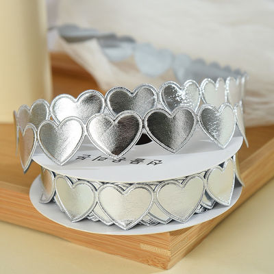 1.5cm*9m 2.5cm*9m Forme de cœur Saint-Valentin Ruban cadeau en polyester Pour l'emballage de cadeau de luxe