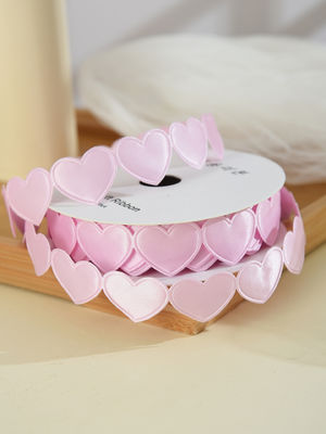 1.5cm*9m 2.5cm*9m Forme de cœur Saint-Valentin Ruban cadeau en polyester Pour l'emballage de cadeau de luxe
